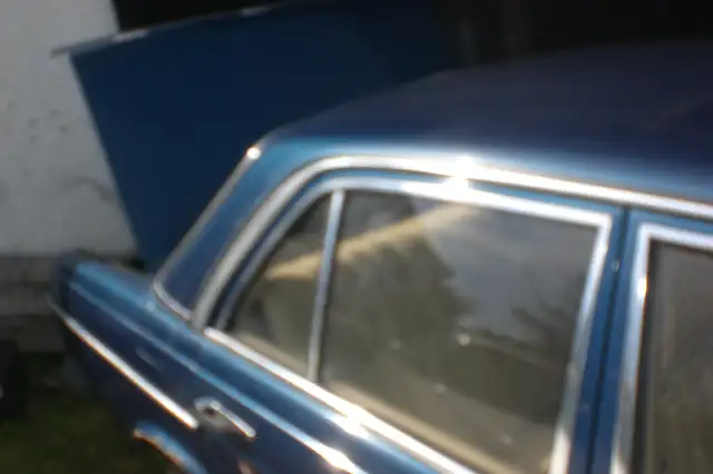 Mercedes-Benz 200 Diesel W 123
