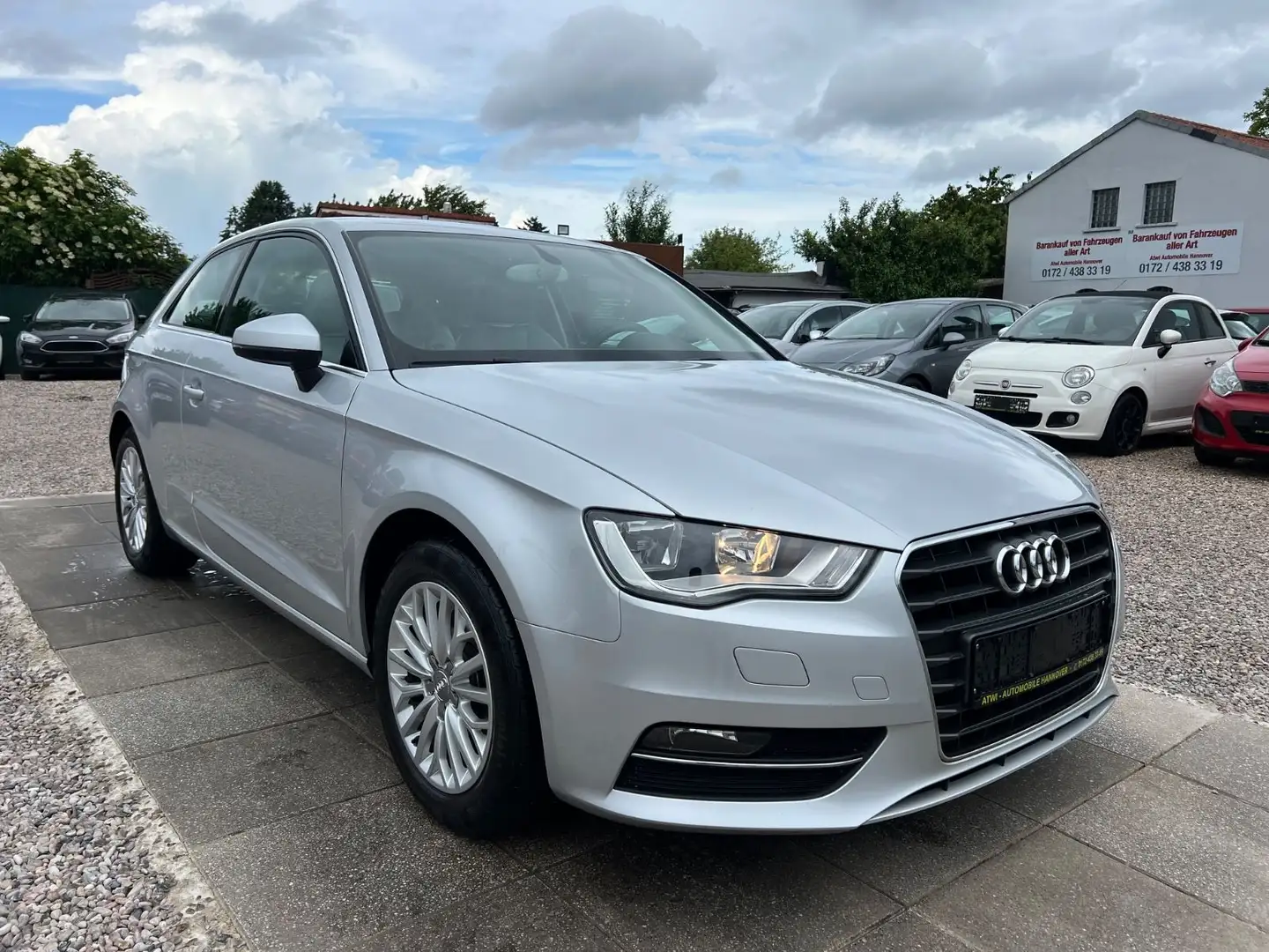 Audi A3 1,4 Sport Ambiente Sportsitze Sport Lenkrad Zilver - 1