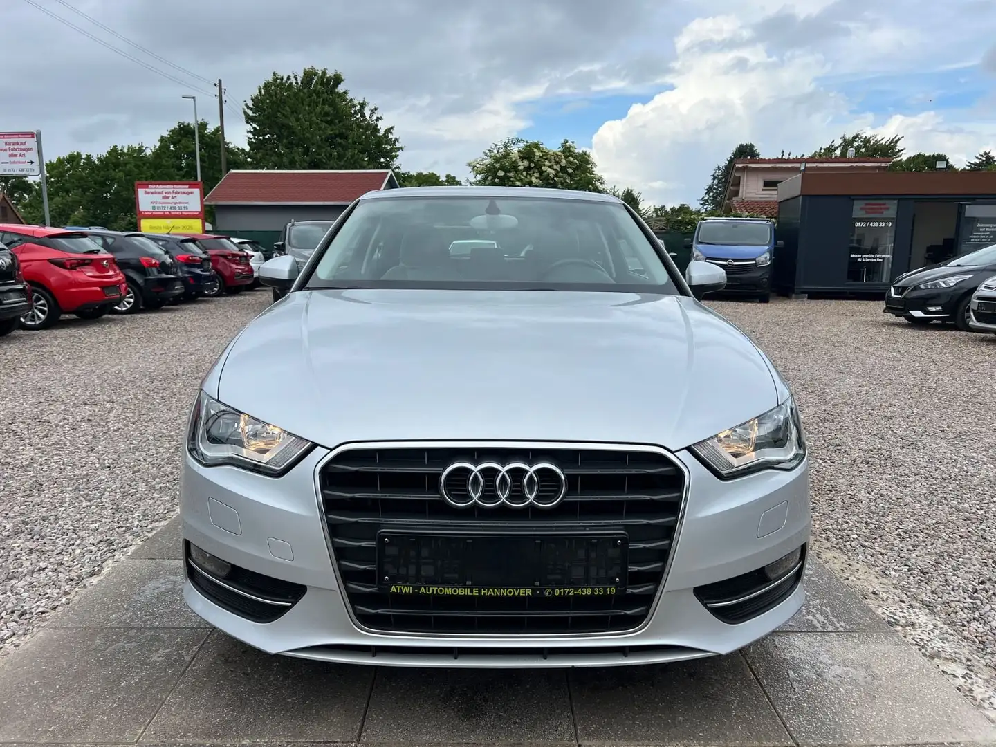 Audi A3 1,4 Sport Ambiente Sportsitze Sport Lenkrad Zilver - 2