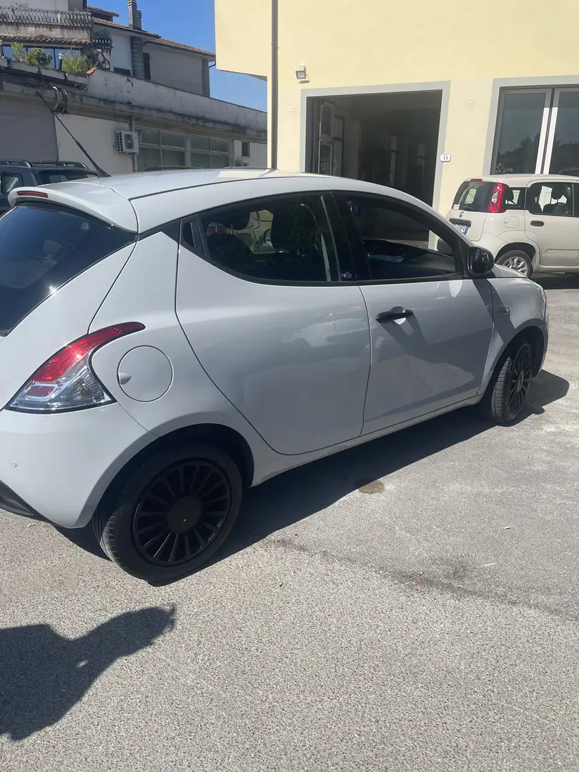 Lancia Ypsilon 1.2 Elefantino Blu s&s 69cv my19 - 1