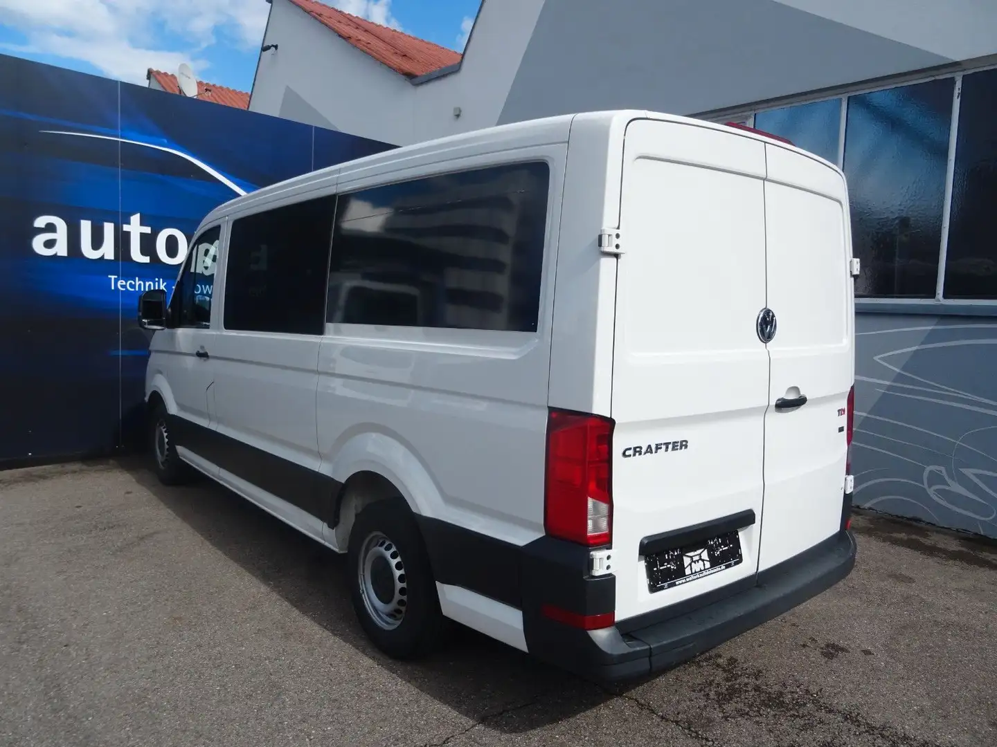 Volkswagen Crafter Kasten  35 mittellang FWD 6 Sitze Bianco - 2