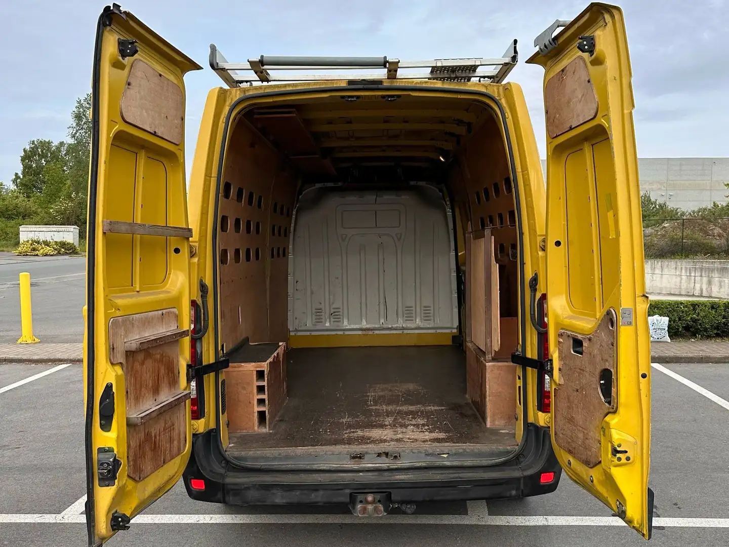 Renault Master 2.3 Utilitaire L3H2 Yellow - 2
