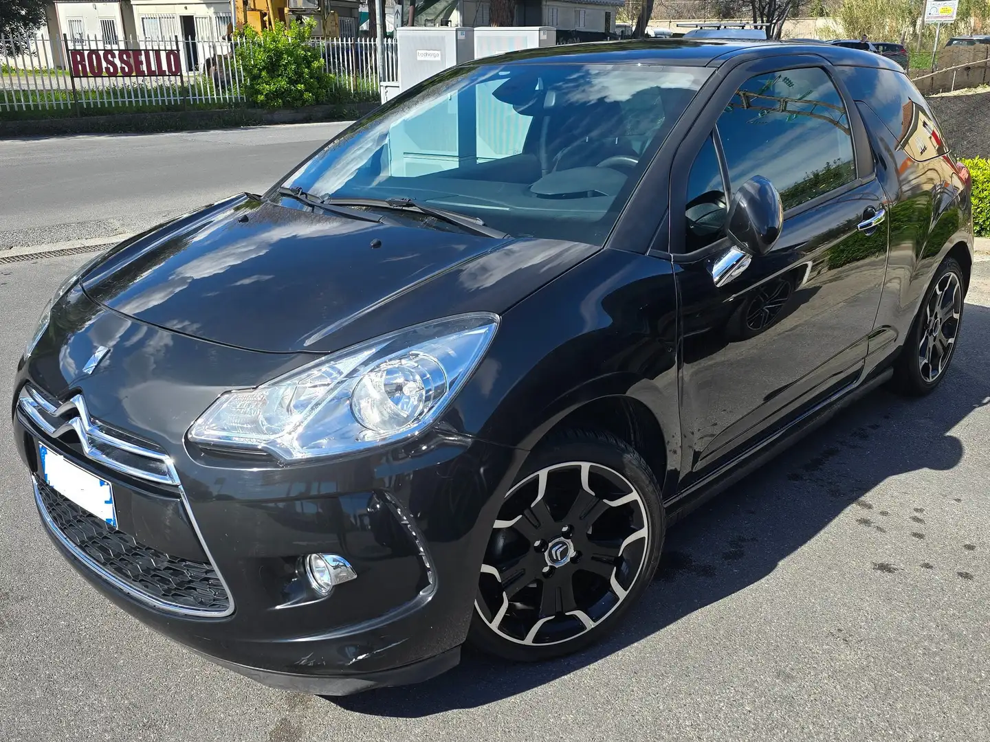 Citroen DS3 DS 3 DS 3 1.4 VTi 95 so Chic Nero - 1