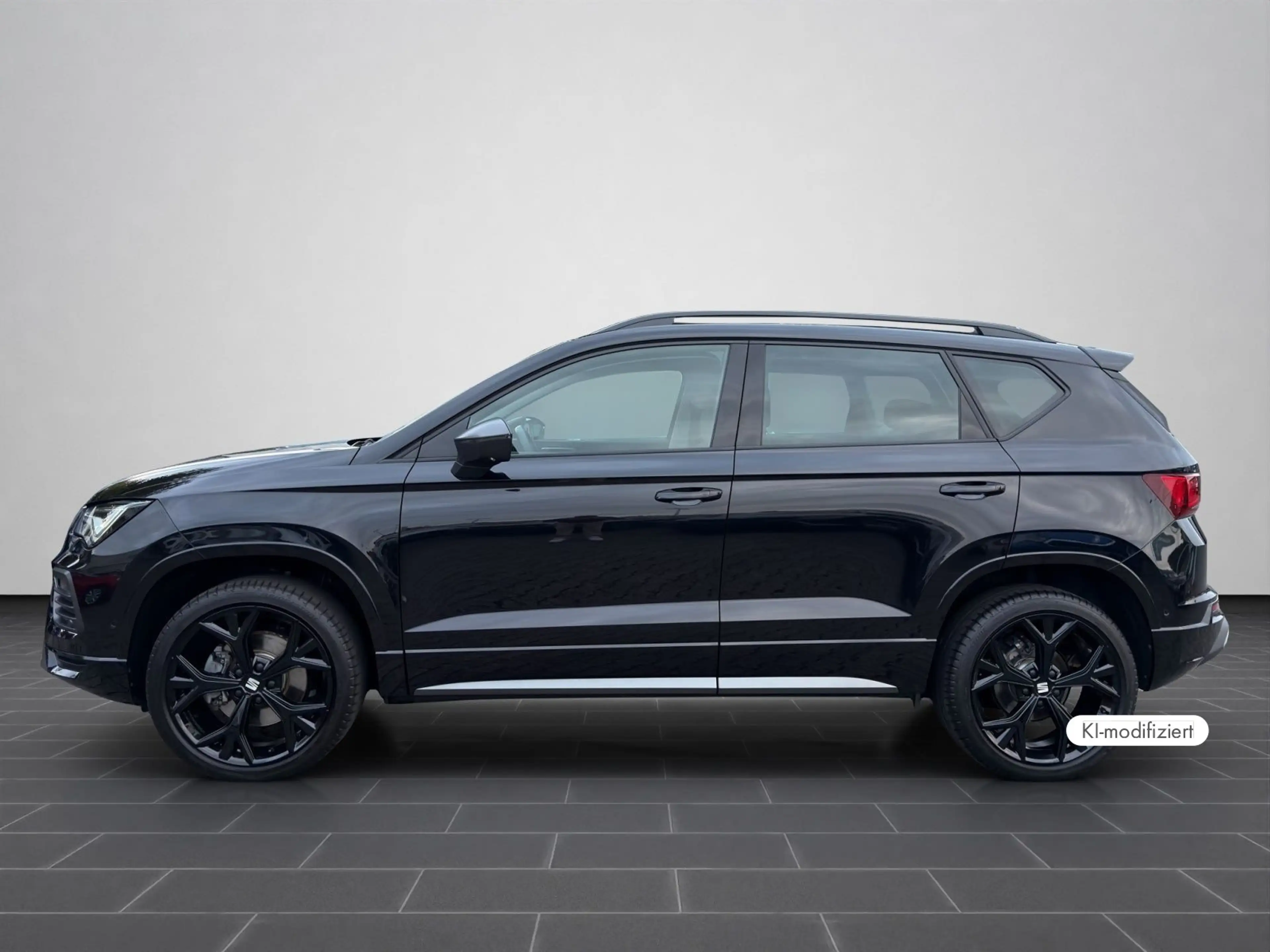 SEAT Ateca 1.5 TSI ACT FR Travel Assist, Pano, Full L — photo 7