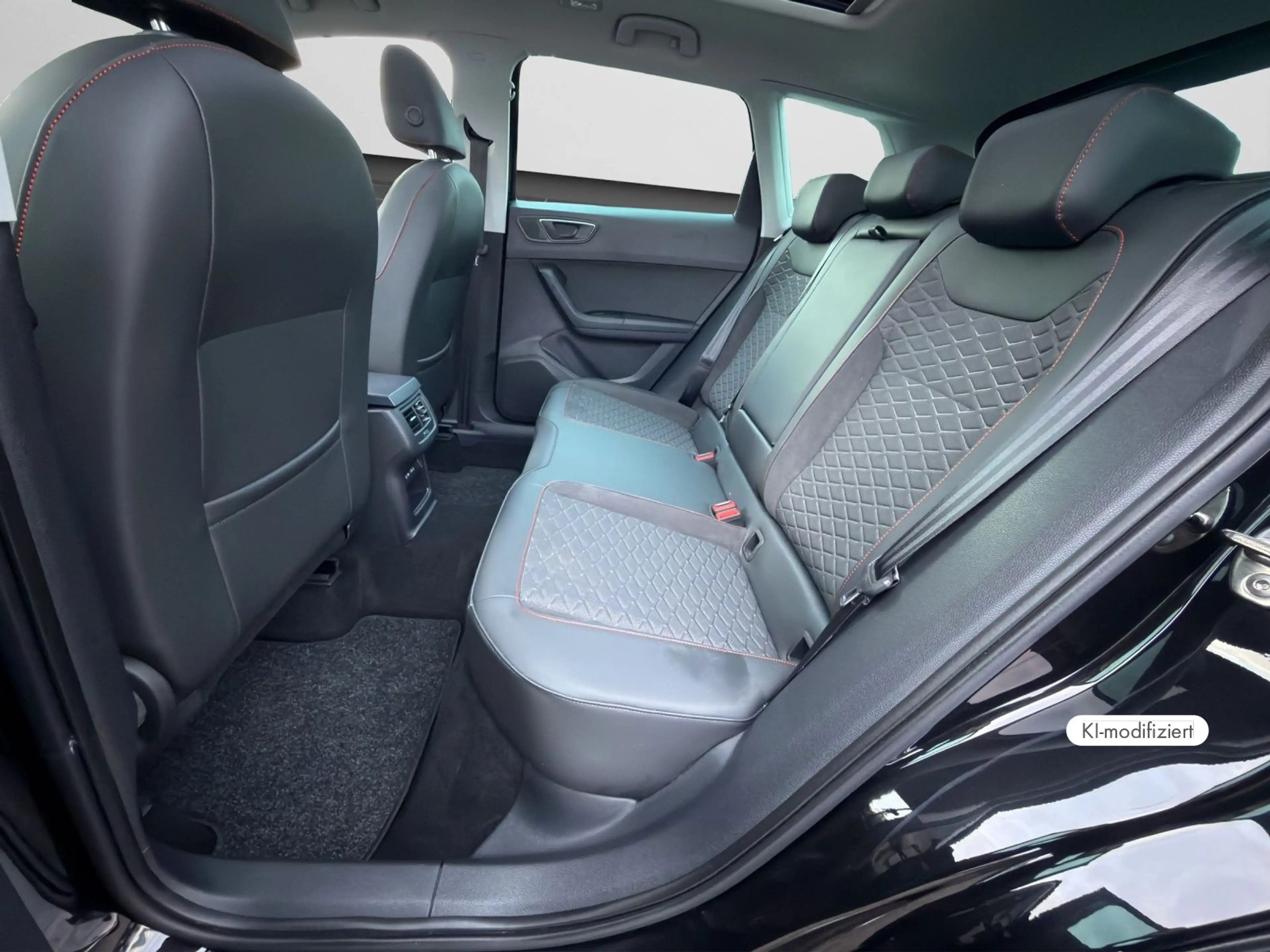SEAT Ateca 1.5 TSI ACT FR Travel Assist, Pano, Full L — photo 14