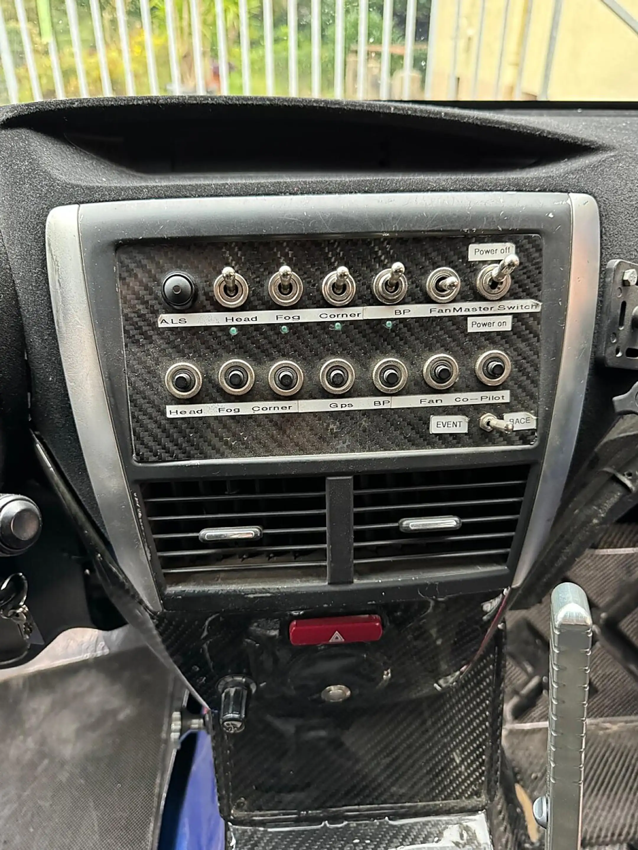 Subaru WRX STI R4 Rallye Auto — photo 8