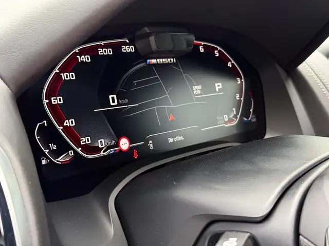 BMW M850 i xDrive M-Sportpaket Ansicht 10
