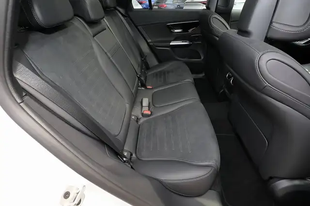 Mercedes-Benz GLC view 6