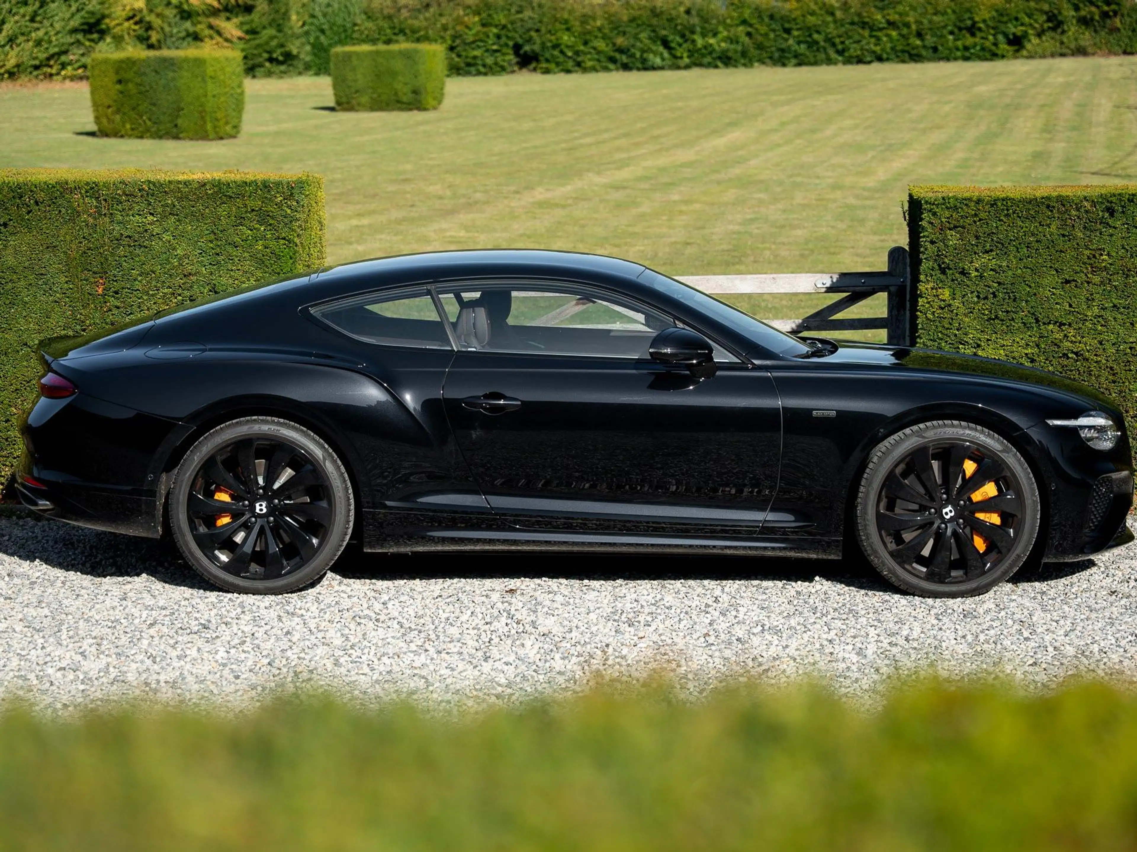 Bentley Continental GT Black Edition 4.0 V8 Hybride - VAT Ref - 1 owner — photo 5