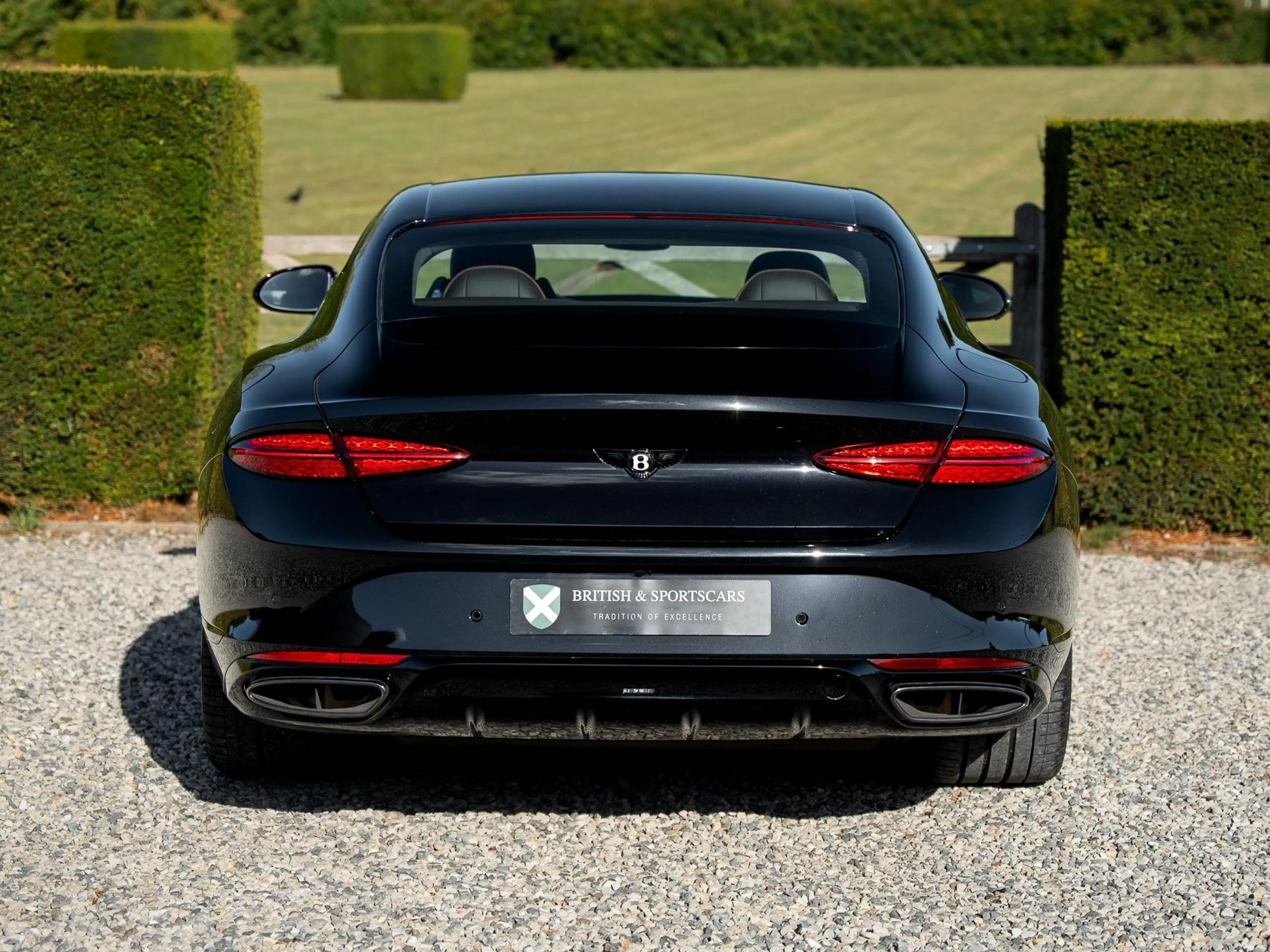 Bentley Continental GT Black Edition 4.0 V8 Hybride - VAT Ref - 1 owner — photo 8