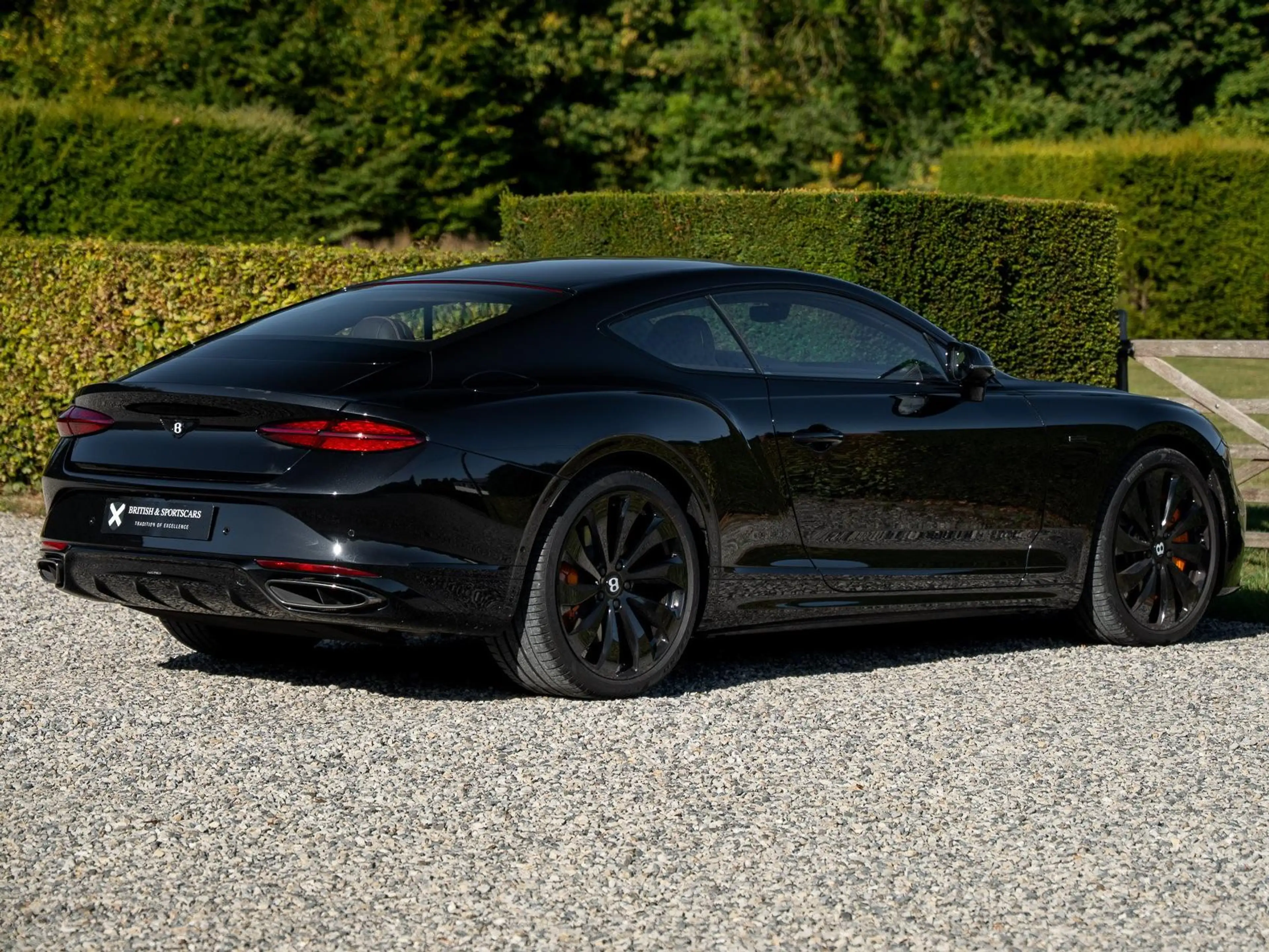 Bentley Continental GT Black Edition 4.0 V8 Hybride - VAT Ref - 1 owner — photo 4