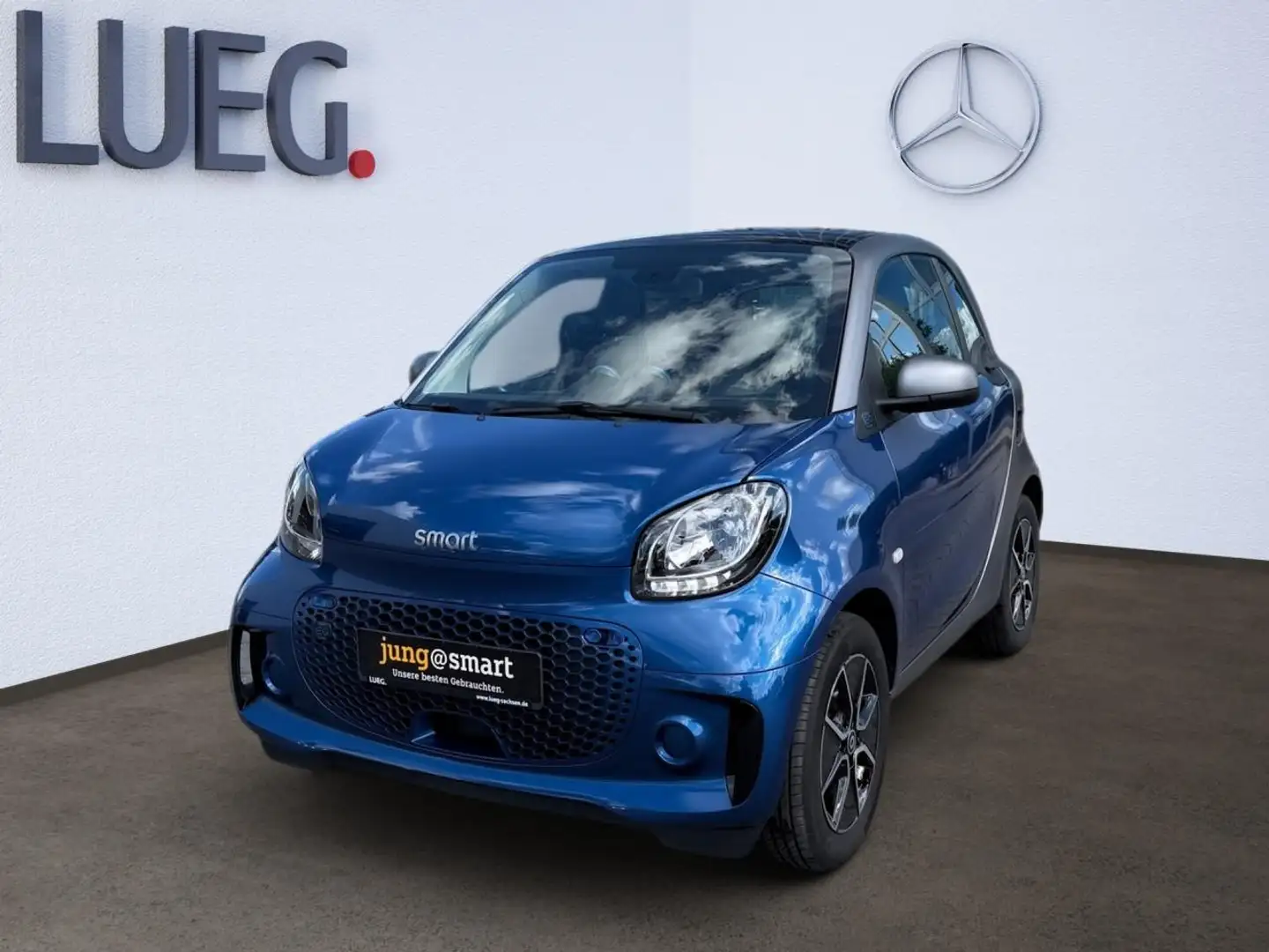 smart forTwo EQ  PASSION+PREMIUM+PLUSPAKET+SCHNELLLADEV Albastru - 1