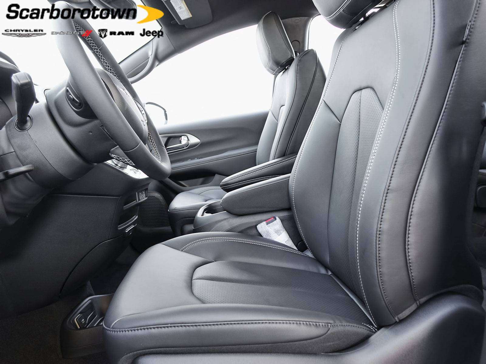 2026 Chrysler Grand Caravan