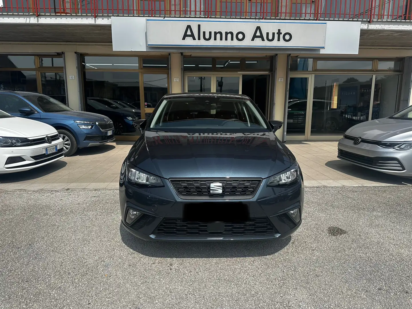 SEAT Ibiza Ibiza 1.0 tgi Style 90cv Gris - 1
