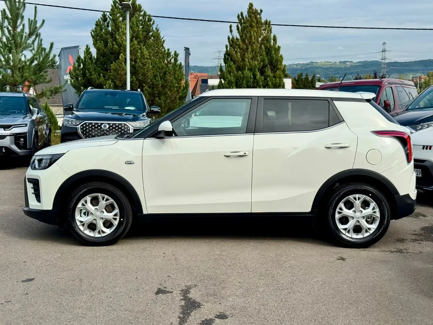 KGM Tivoli 1.5 T Autom* Nomad*VIRT*APP*KAM*NAVI*ALU* Blanco - 2