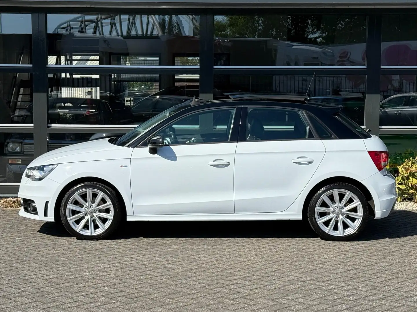 Audi A1 Sportback 1.4 TFSI Pro Line S Automaat Panoramadak Blanc - 2