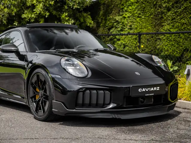 Porsche 911 view 15