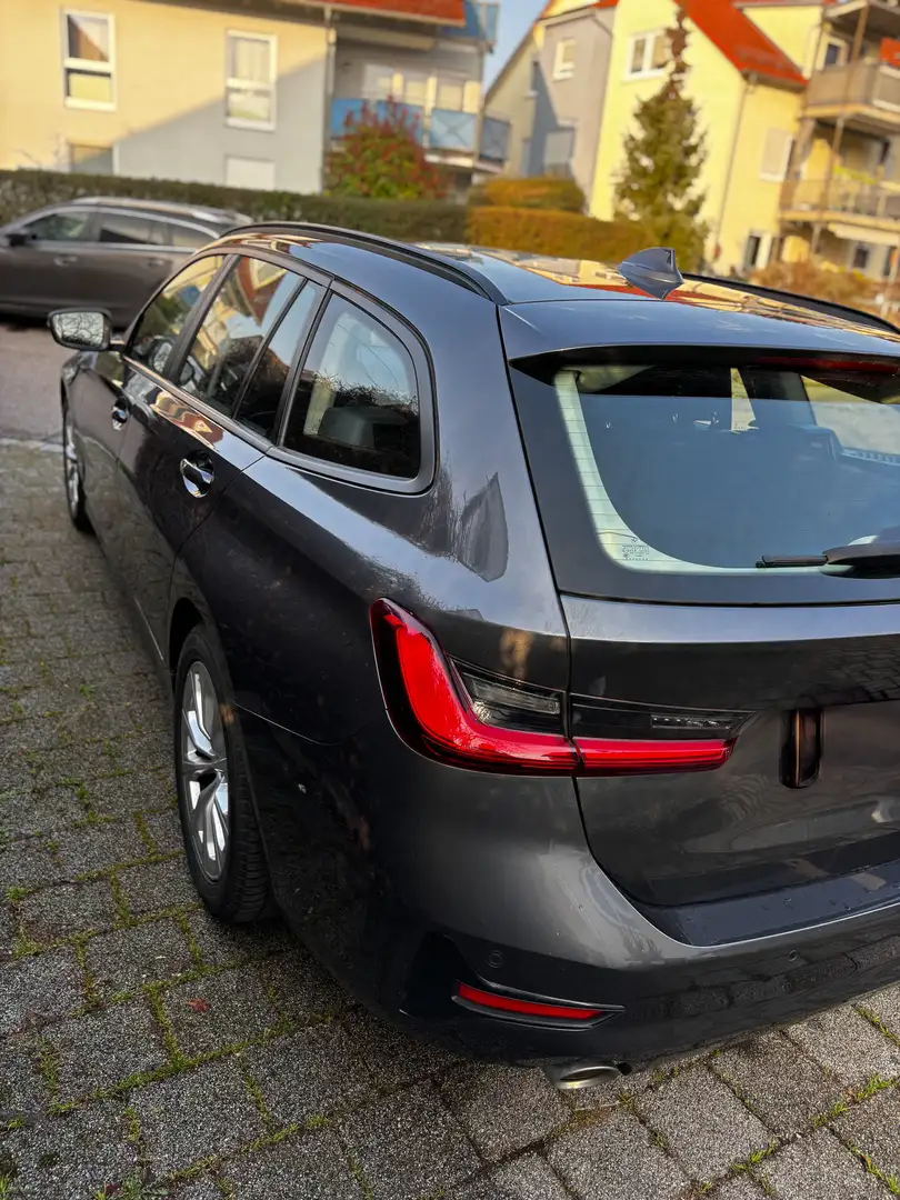 BMW 318 318i Touring Aut. - 2