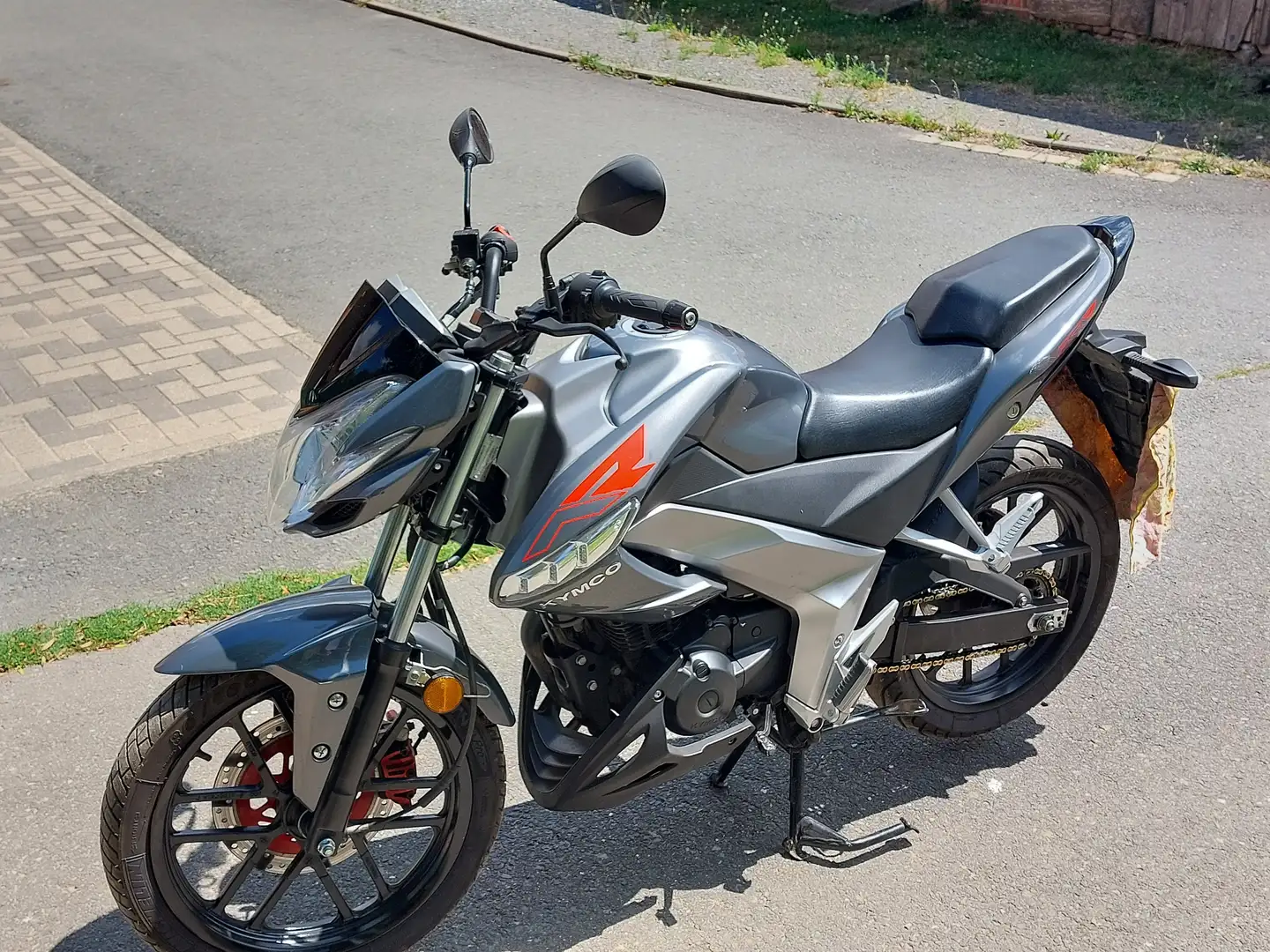 Kymco Visar 125i TÜV-7-2026, nur 3700 Km, Durchsicht 05/2025 Argento - 2