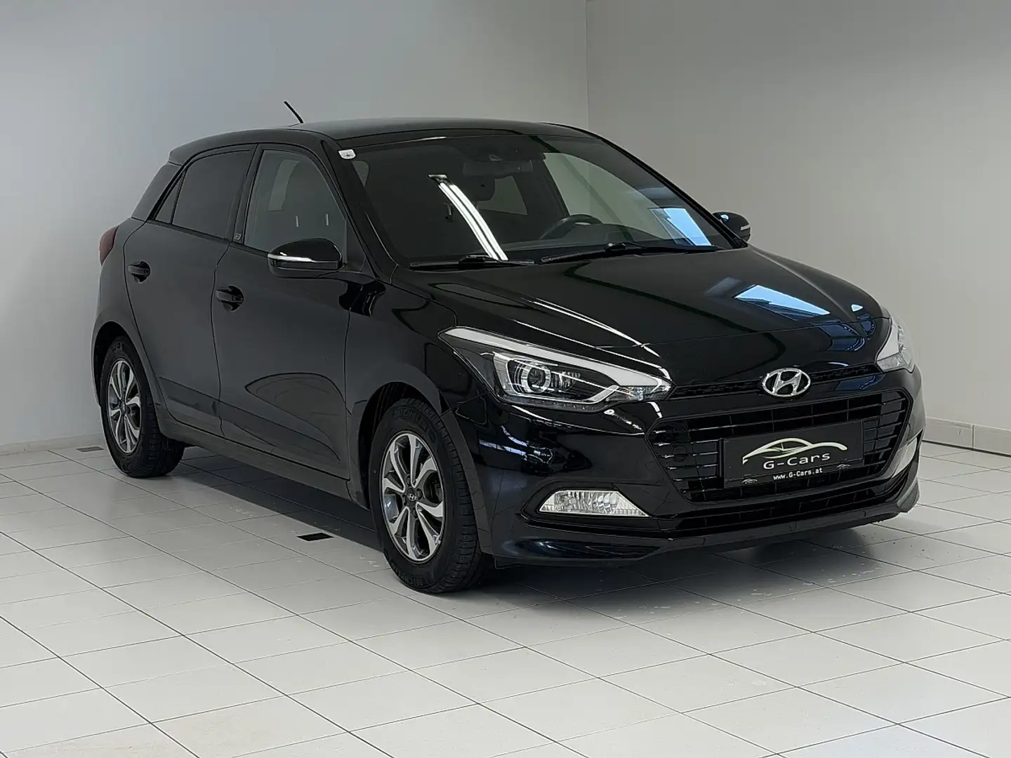 Hyundai i20 1,25 GO! PLUS *1.Besitz* Schwarz - 1