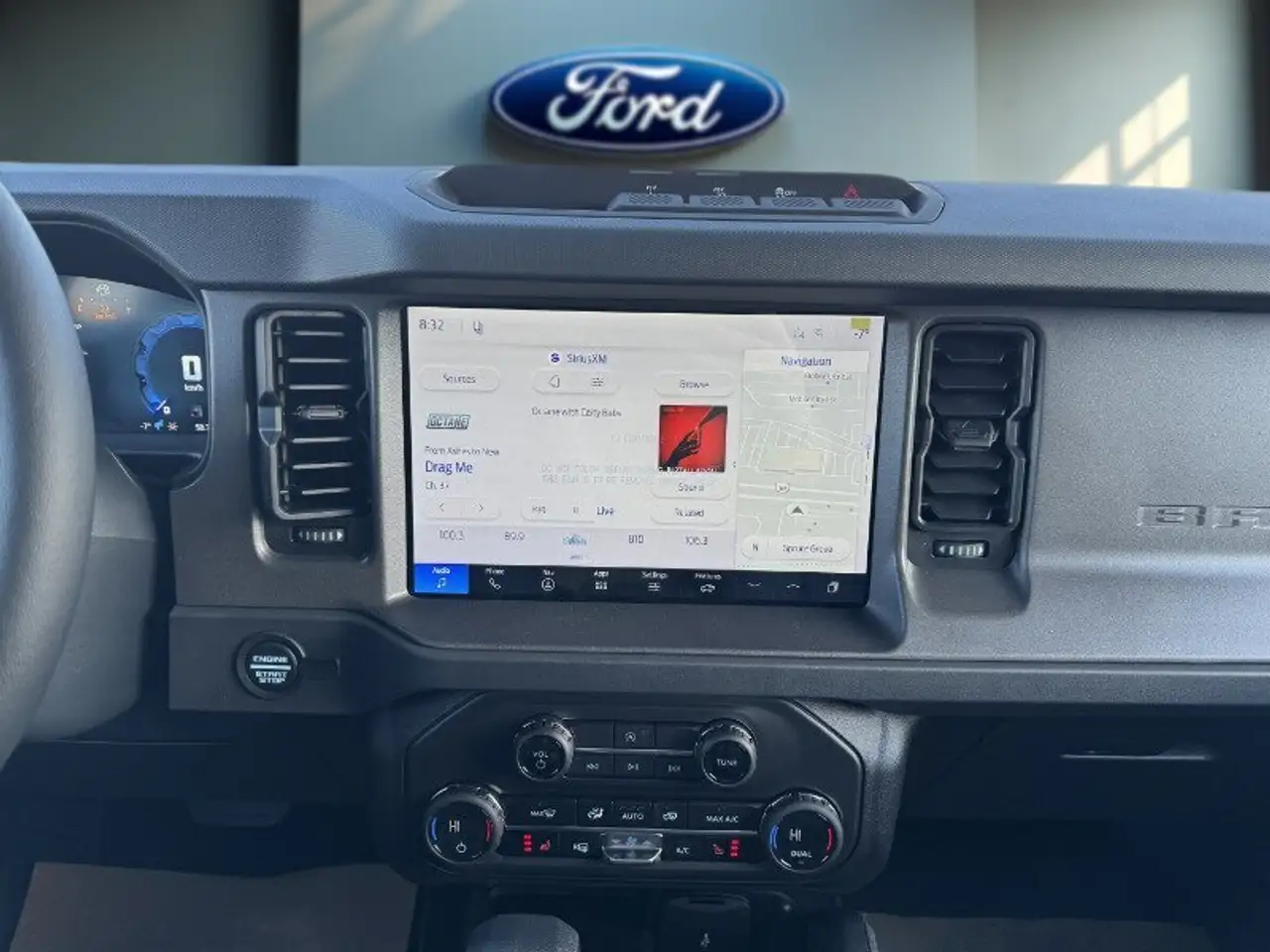 Ford Bronco снимка Ford Bronco