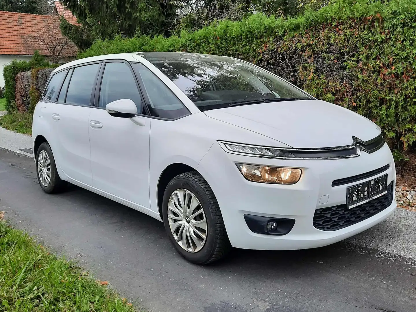 Citroen Grand C4 Picasso Grand C4 Picasso HDi 115 6-Gang Attraction Weiß - 1