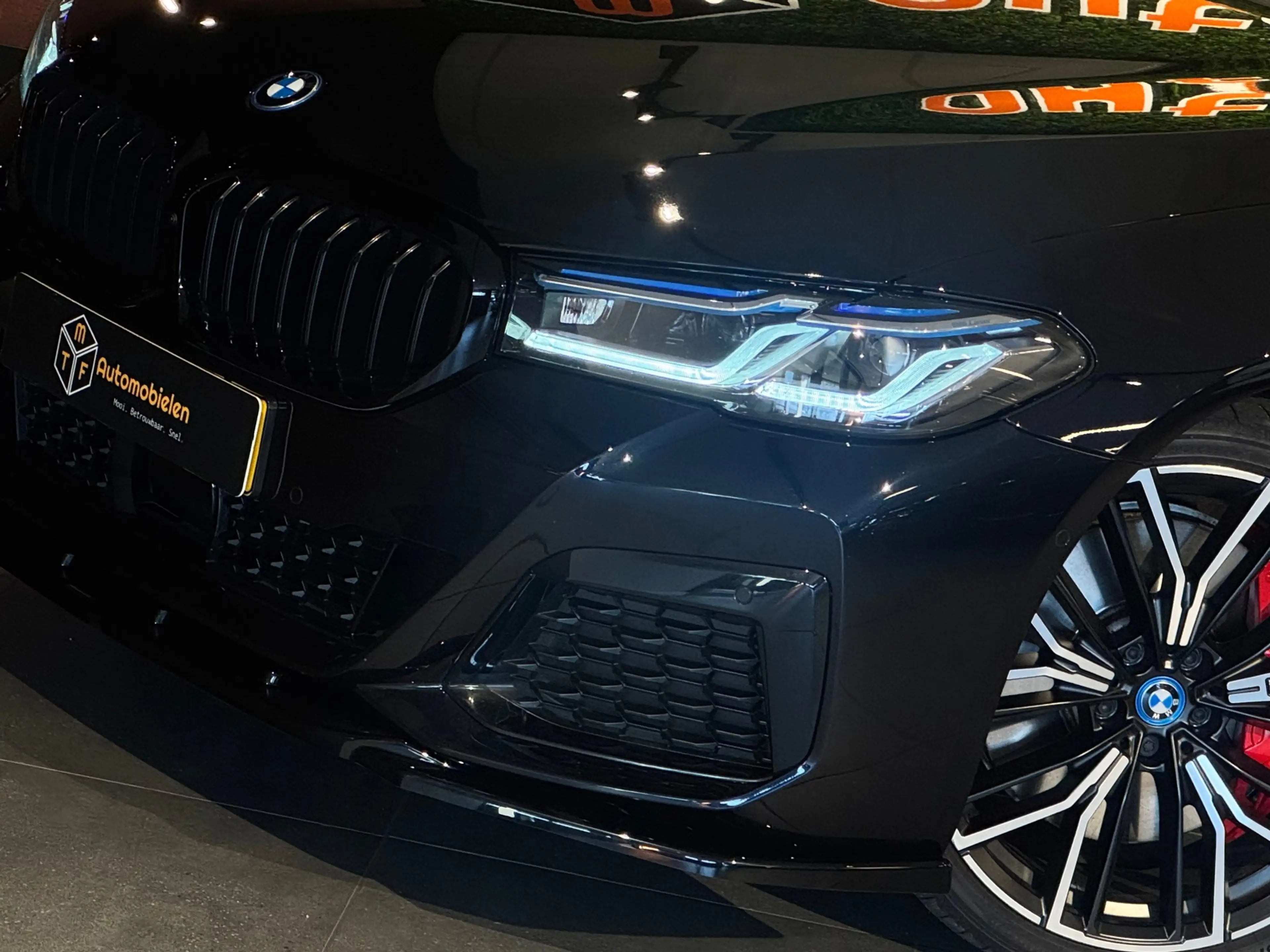 BMW 545 5-serie 545e xDrive 394 PK M COMPETITON SPORT|360C — photo 9