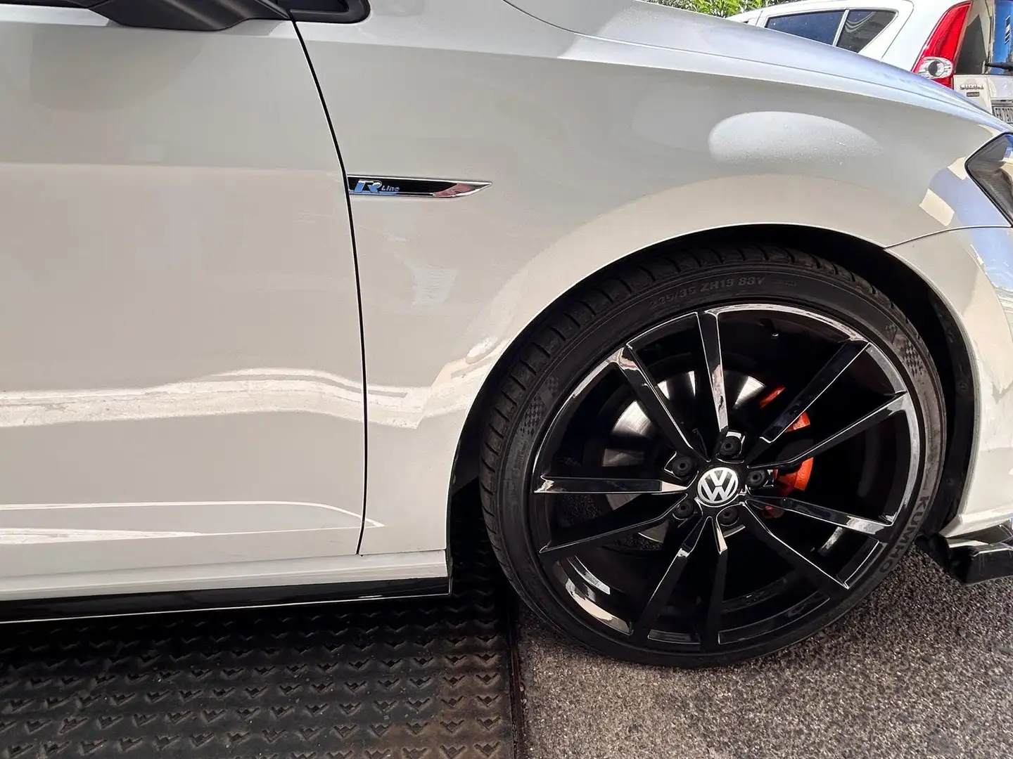 Volkswagen Golf Golf VII 5p 1.5 Tsi Sport 150cv Bianco - 2