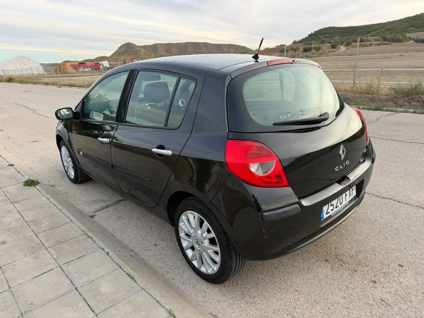 Renault Clio Campus Dynamique 1.5dCi65 Negro - 2