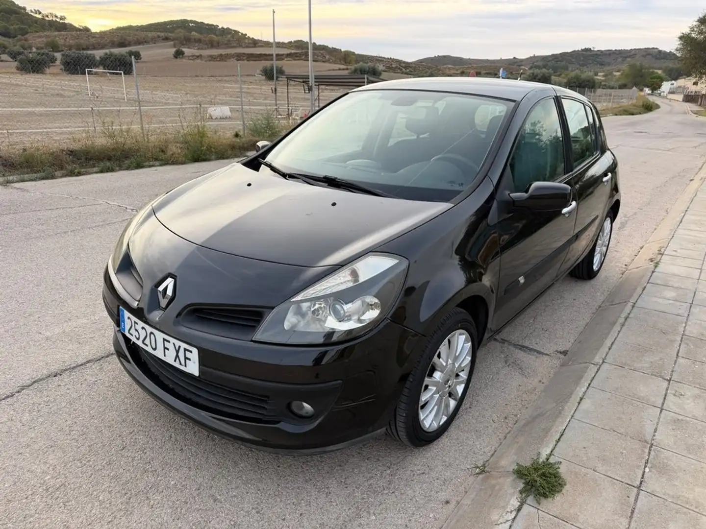 Renault Clio Campus Dynamique 1.5dCi65 Negro - 1