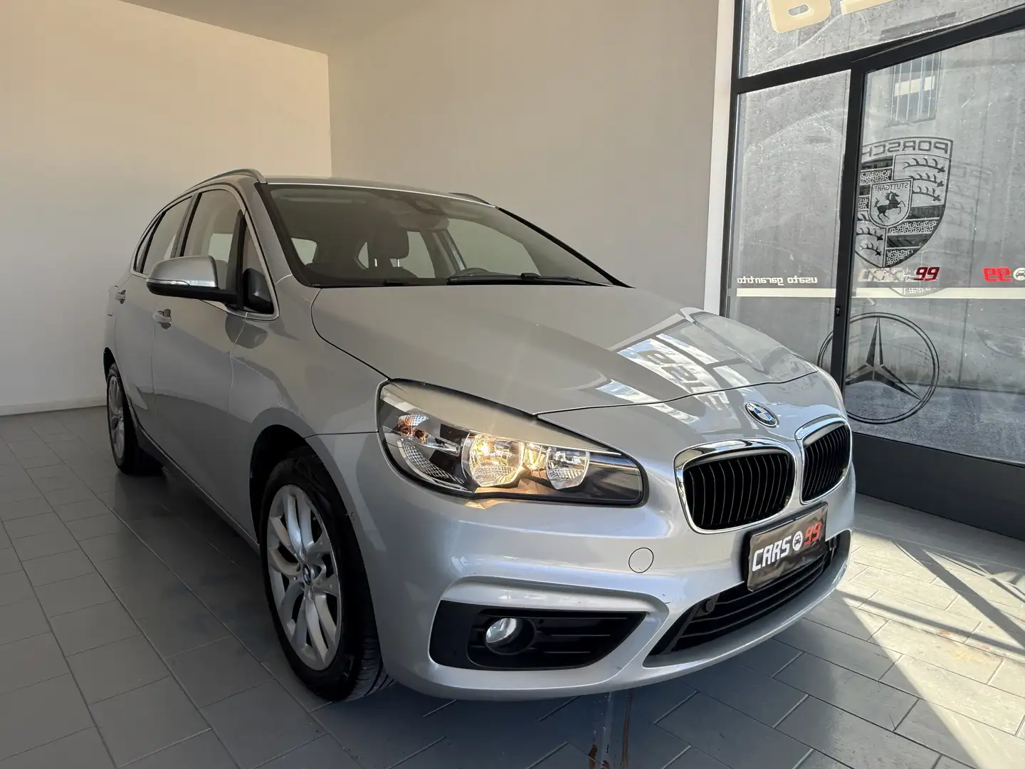BMW 218 218d Active Tourer Advantage my15 Plateado - 1