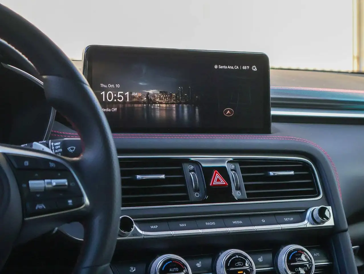 Genesis G70 photo Genesis G70