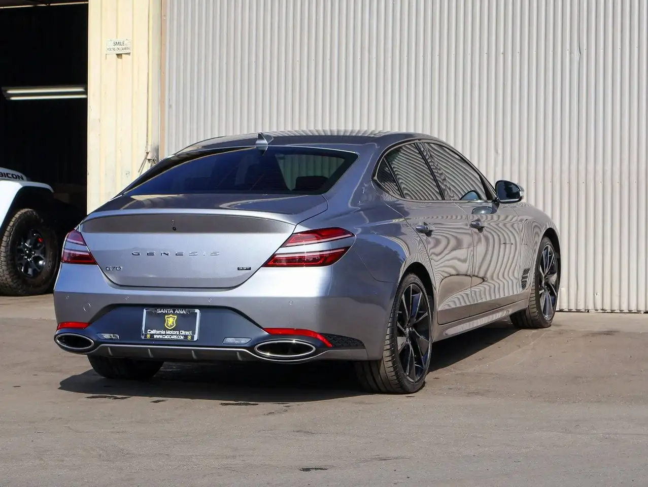 Genesis G70 photo Genesis G70