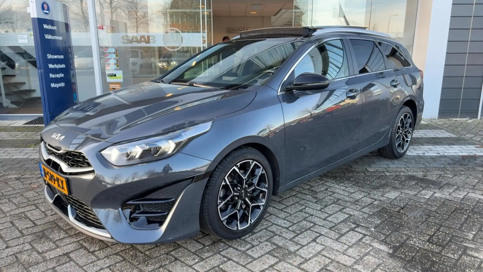 Kia Ceed SW / cee'd SW Sportswagon 1.5 T-GDi GT-Line Facelift Pano NL AUT Grau - 1