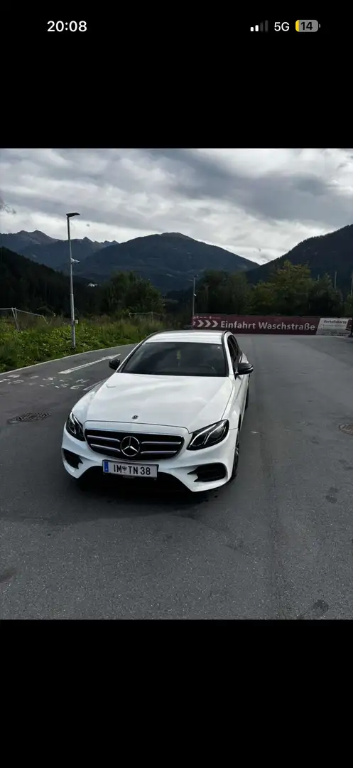 Mercedes-Benz E 220 d 4Matic T 9G-TRONIC AMG Line - 1