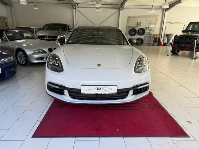 Porsche Panamera view 2