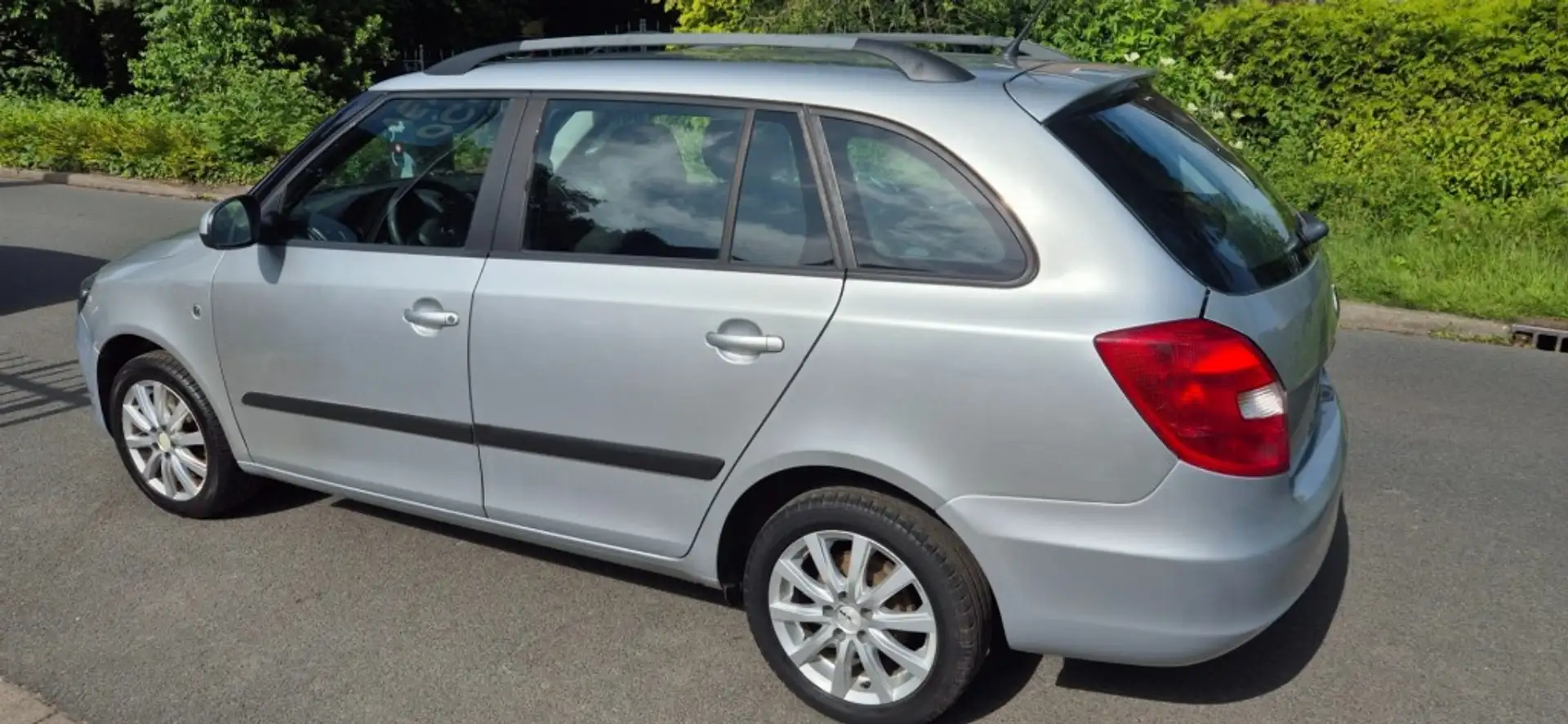 Skoda Fabia combi 1.2 TSI Sprint *automaat*airco*cruise* Gri - 2