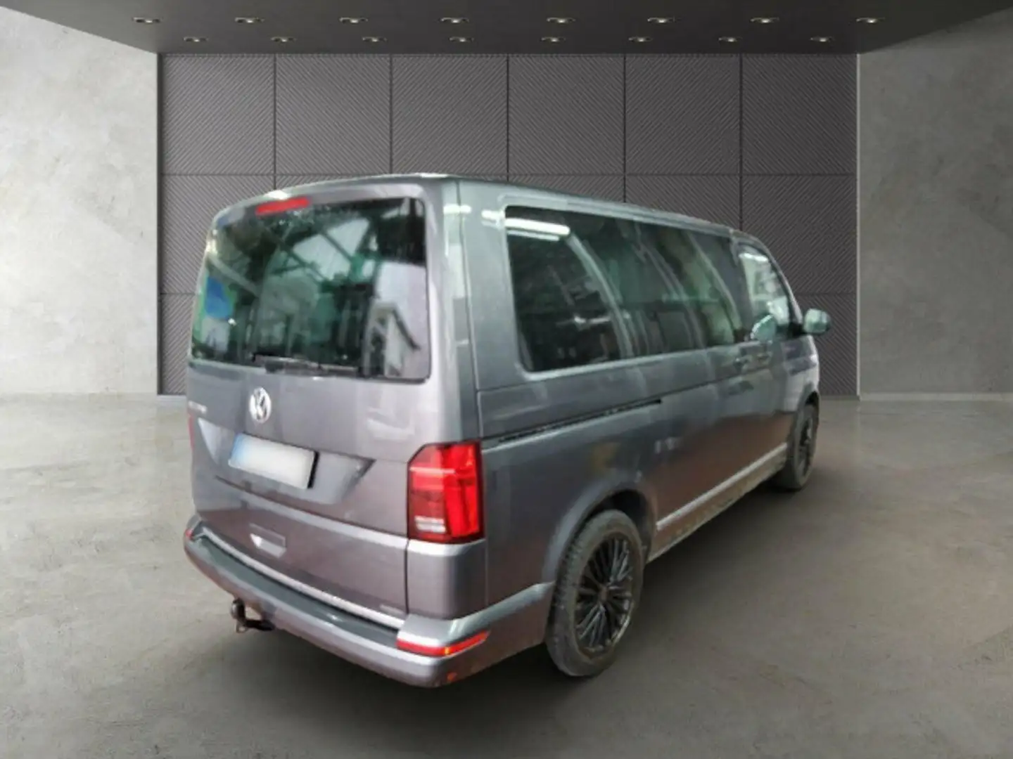 Volkswagen T6.1 Multivan Gen Six 2.0TDI DSG LED PDC v/h AHK Grijs - 2