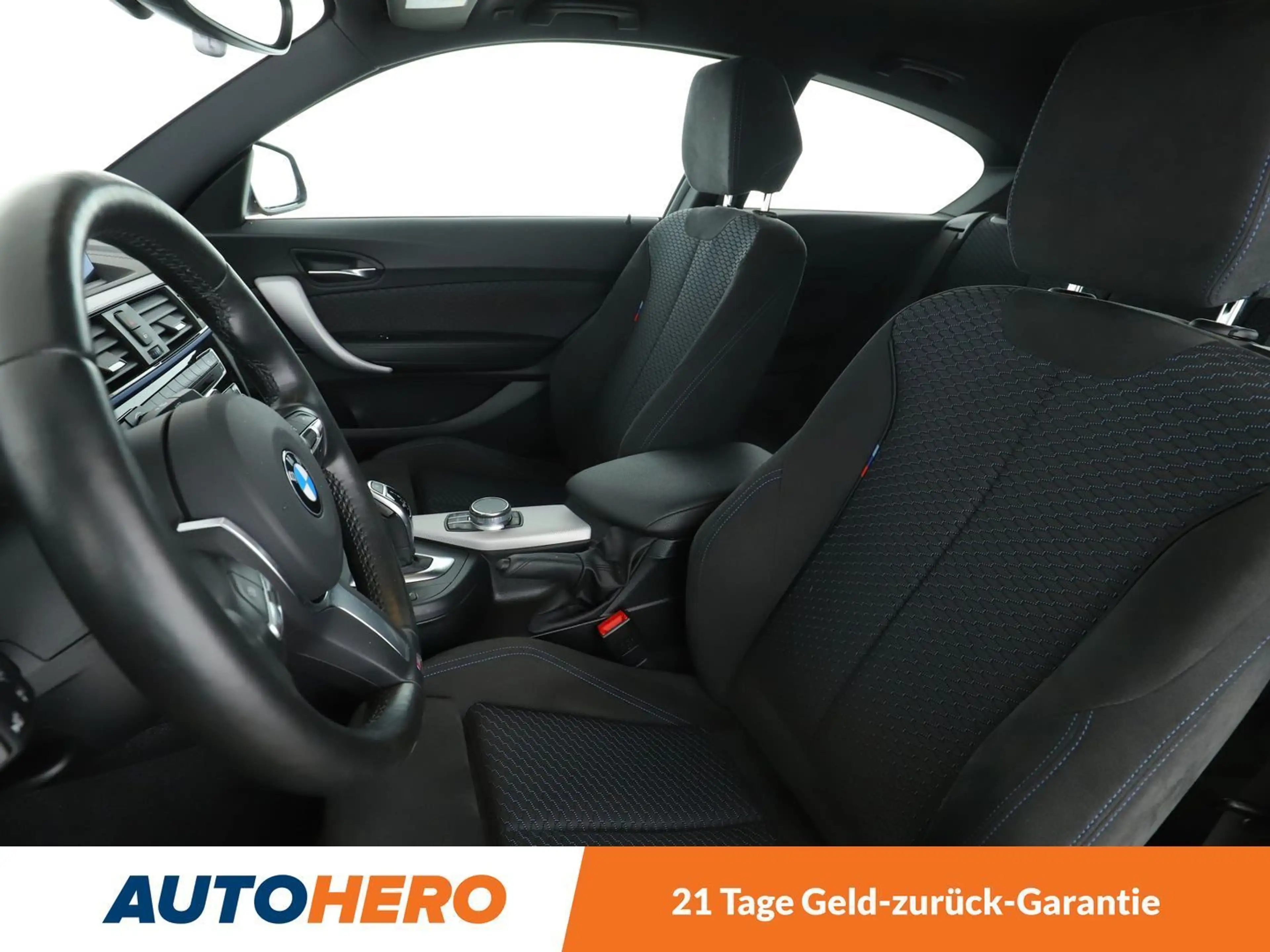 BMW 140 M140i xDrive Special Edition Aut.*NAVI*LED*TEMPO* — photo 10