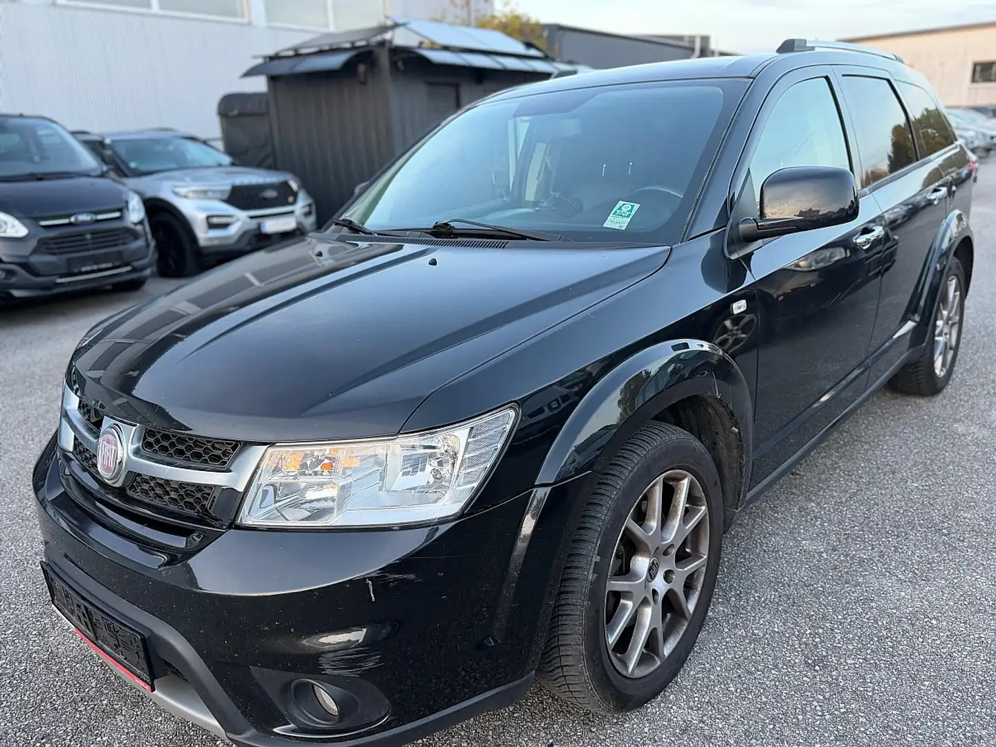 Fiat Freemont Schwarz - 1