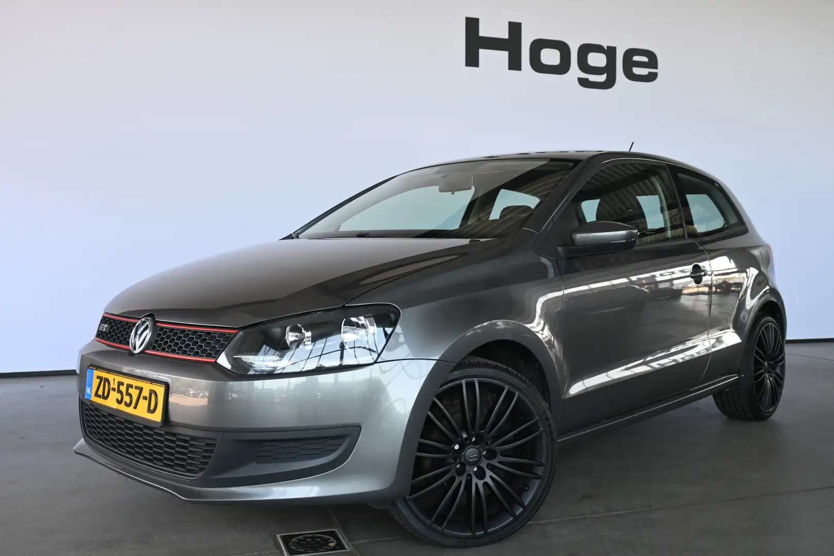 Volkswagen Polo 1.2 TSI Comfortline Airco Navigatie Elektrisch pak Grijs - 1