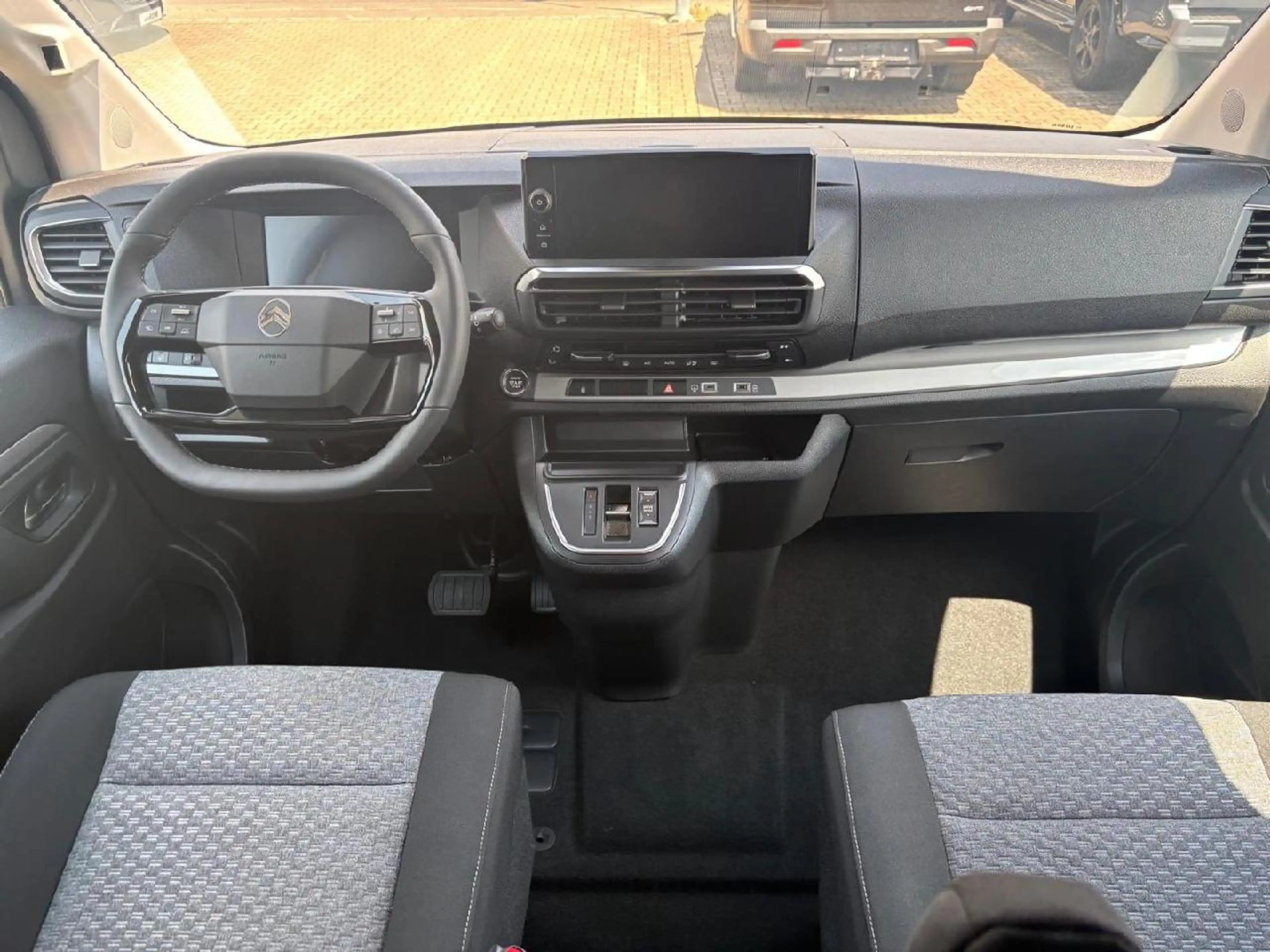 Citroen Holidays BlueHDi 180 M Camper — photo 10