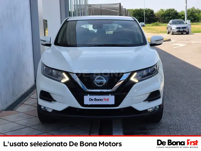 Nissan Qashqai view 2