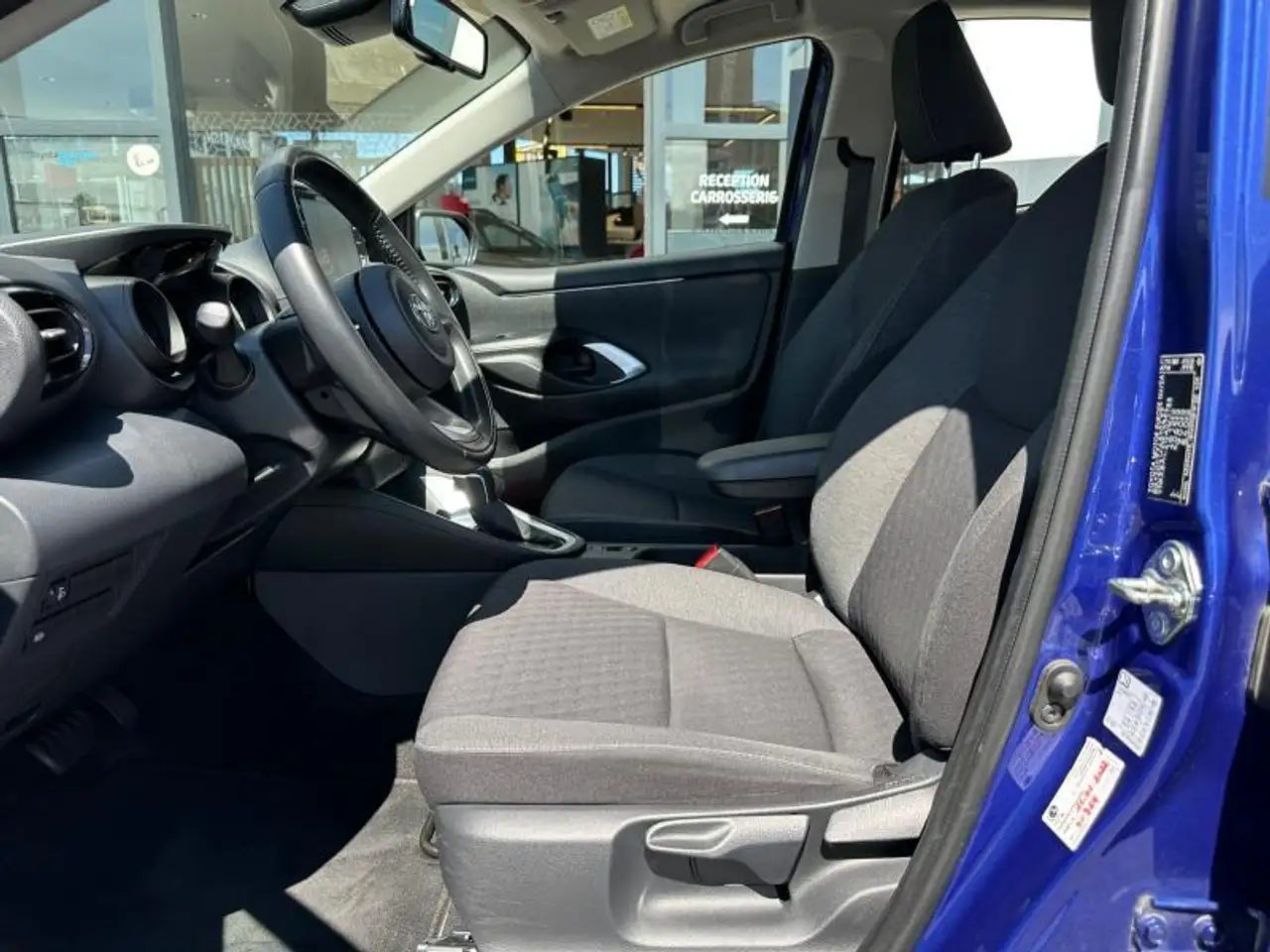 Toyota Yaris Iconic, миниатюра 12