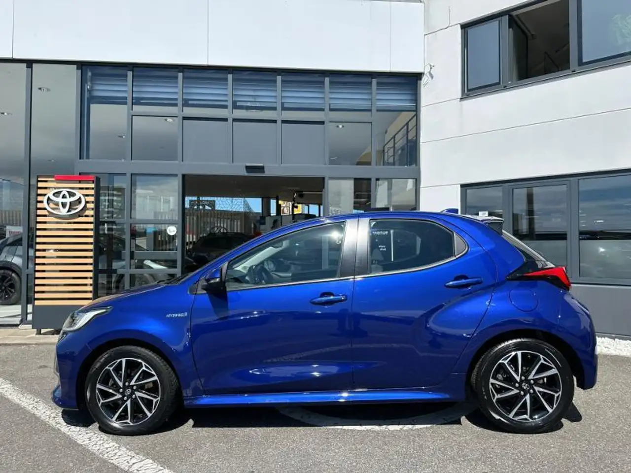 Toyota Yaris Iconic, миниатюра 4