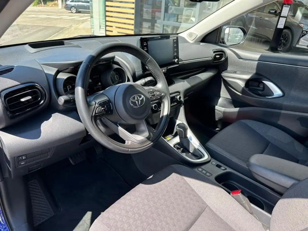 Toyota Yaris Iconic, миниатюра 13
