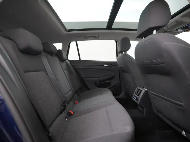 Volkswagen Golf view 27