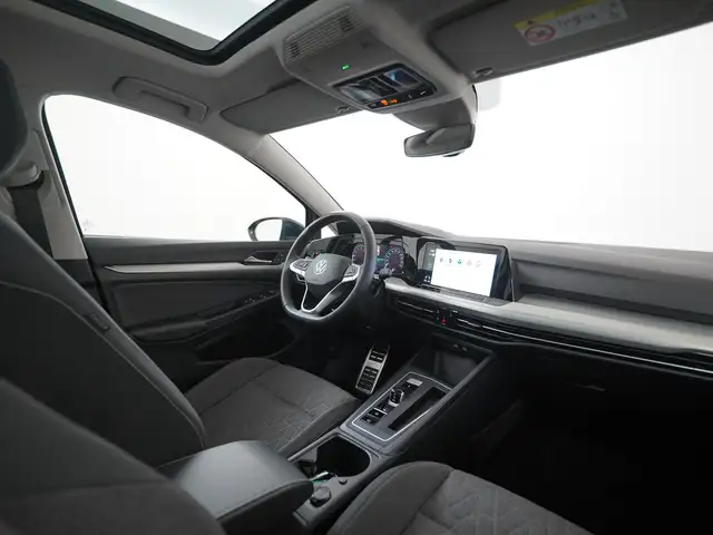 Volkswagen Golf view 2