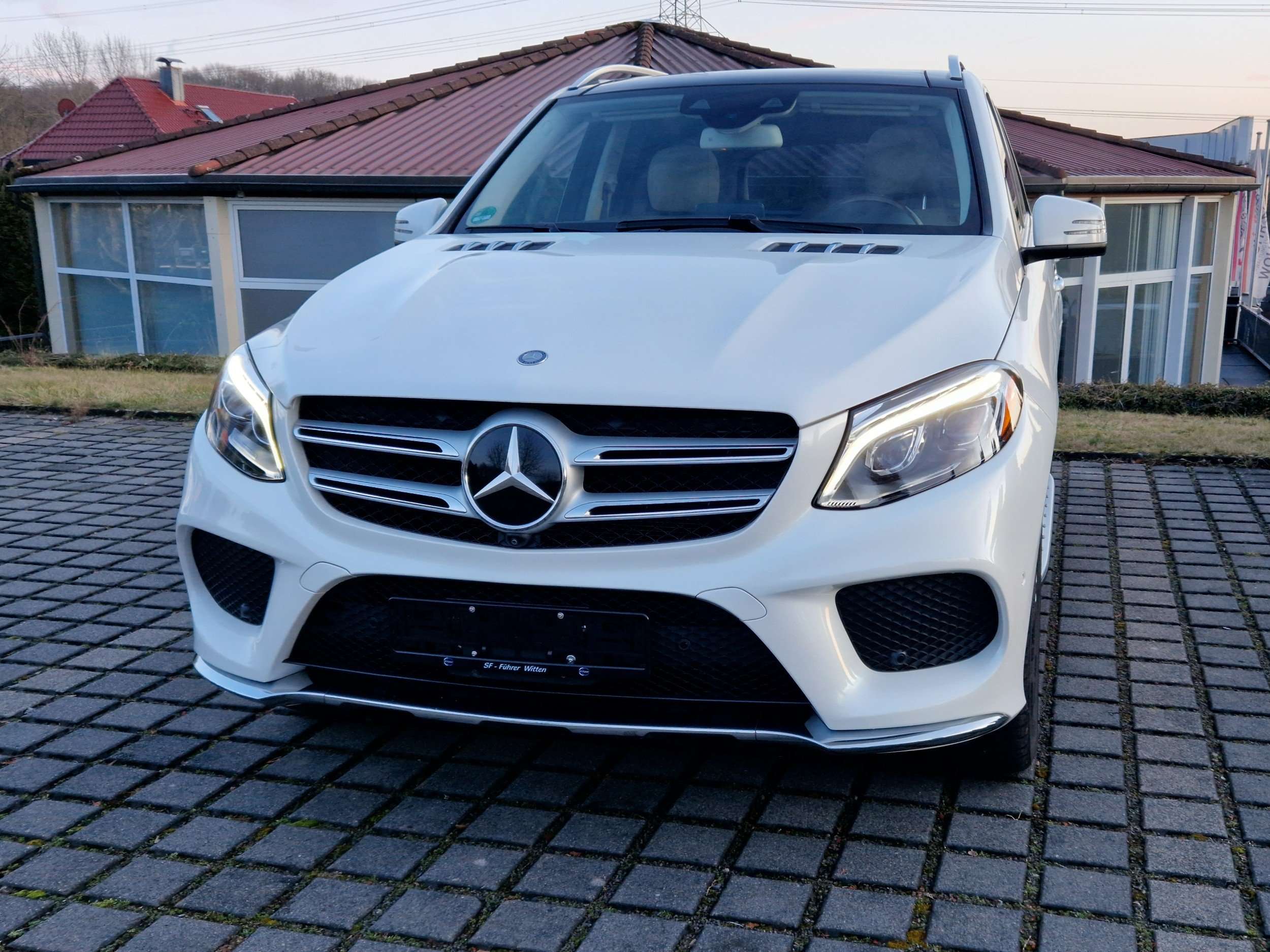Second hand Mercedes Benz Gle-Class 350