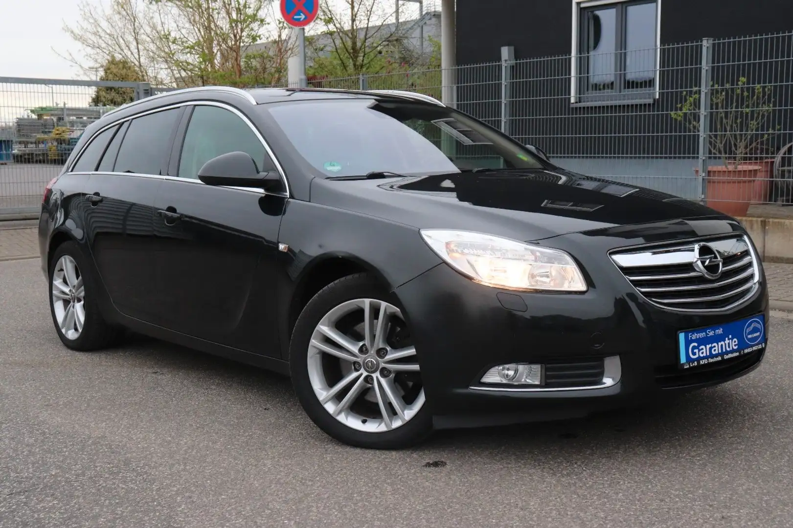 Opel Insignia A Tourer Sport * Automatik * Nr.066 Noir - 2